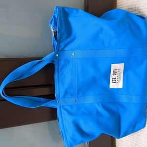 NEW Everlane large bright blue cotton canvas weekender zippered tote